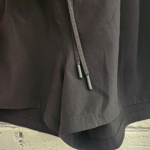 Lululemon Stroll at Sundown Short - Picture 6 of 10